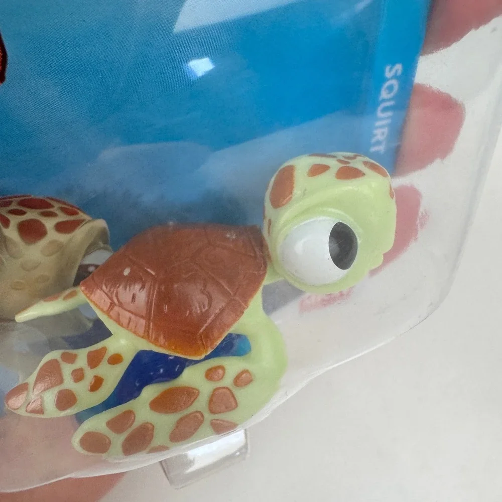 Sealed Micro Collection Pixar Finding Nemo Squirt Sea Turtle Figurine Toy Disney